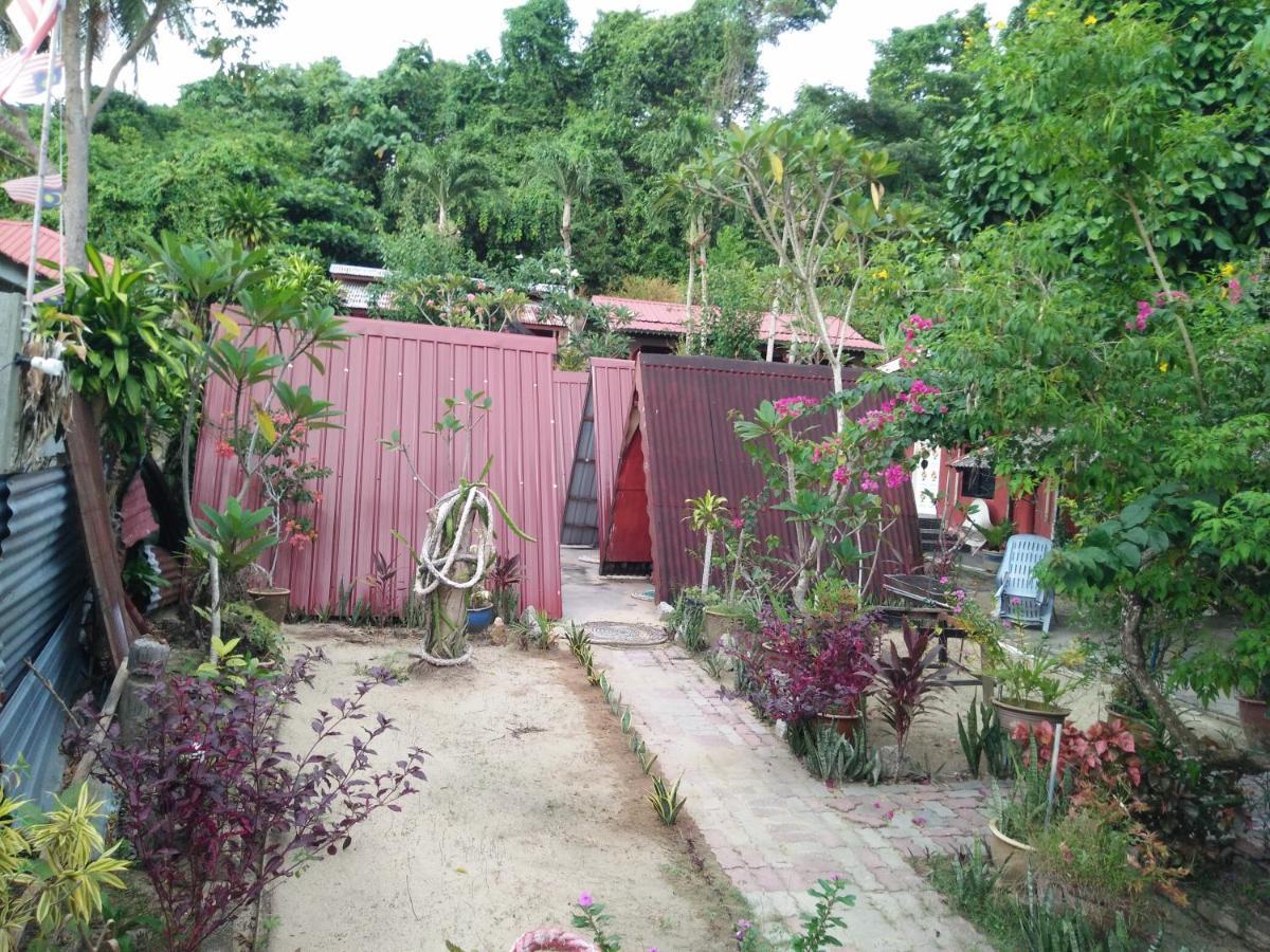 Nazri Nipah Camp Pangkor Hotel Kampung Teluk Nipah Exterior foto